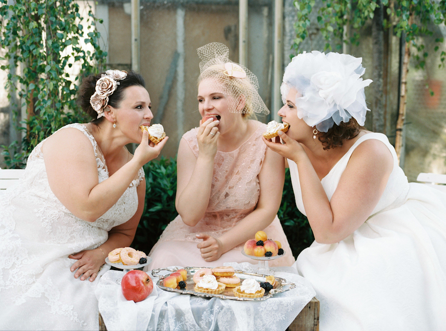 Colours of Life, Curvect Brides beim Essen